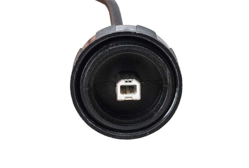 OVERMOULDED USB BUCC